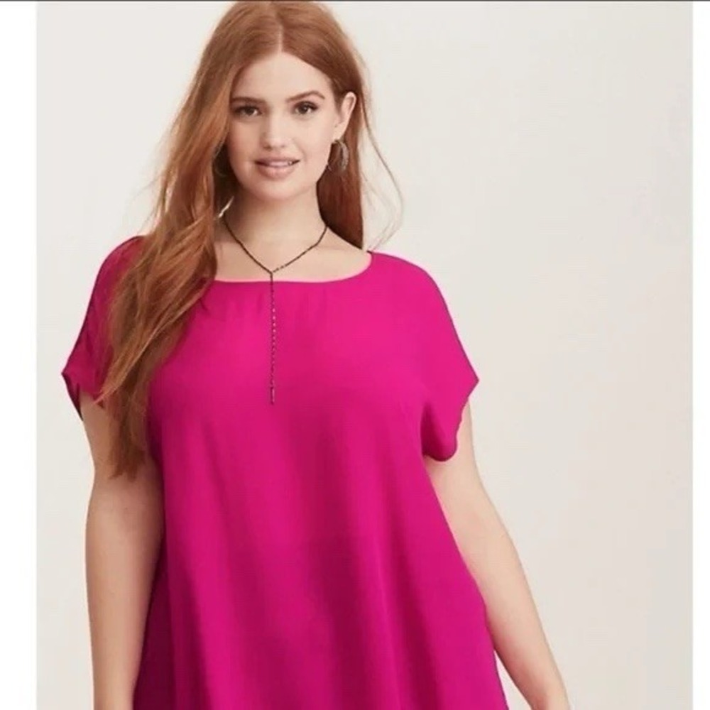 Torrid Plus 1 1X Top High Low Chiffon Short Cap Sleeve Femme Girly Feminine Pink